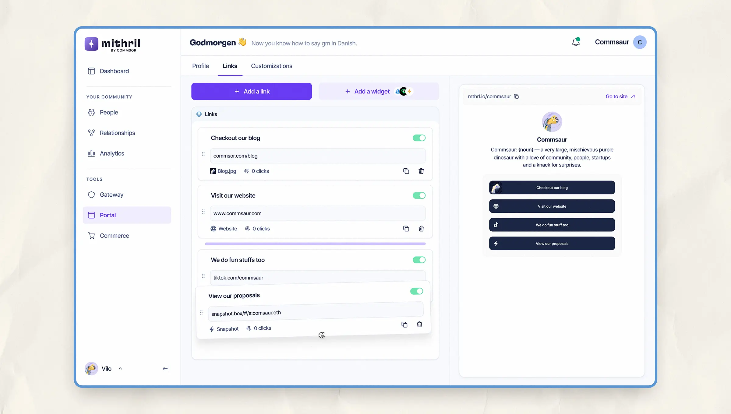 Screenshot of Mithril Portal’s link management view showing editable links on the left and a real-time preview of the public-facing community page on the right.